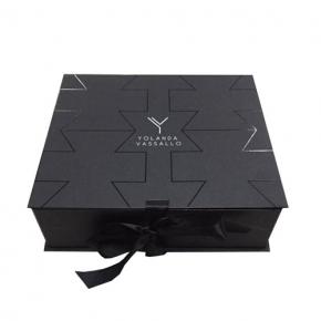 UV coating black paper packaging gift box 