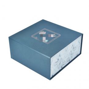 Hot selling high quality custom printed magnetic gift boxes